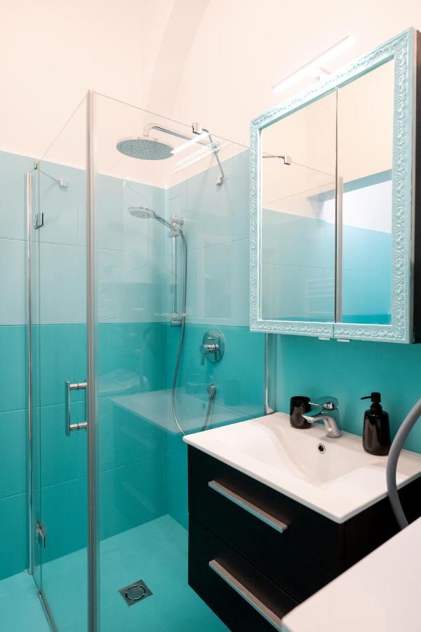 Ombre Apartment With Parking Option บูดาเปสต์ ภายนอก รูปภาพ